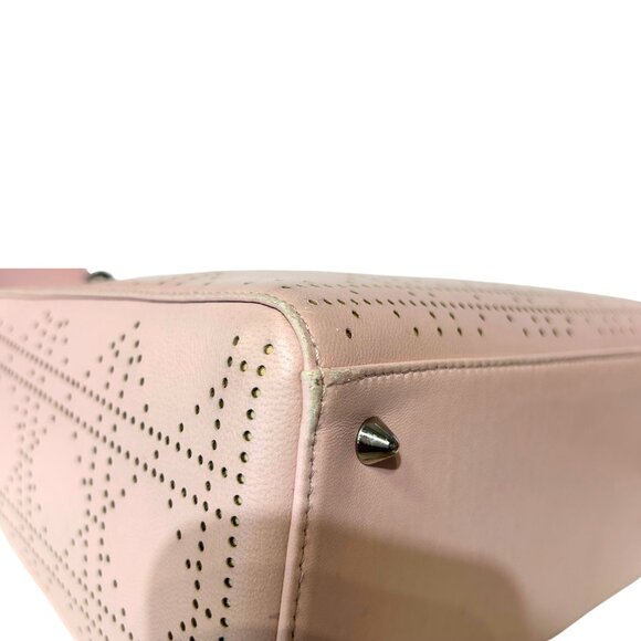 Cannage Perforated Lady Dior - Picture 10 of 12
